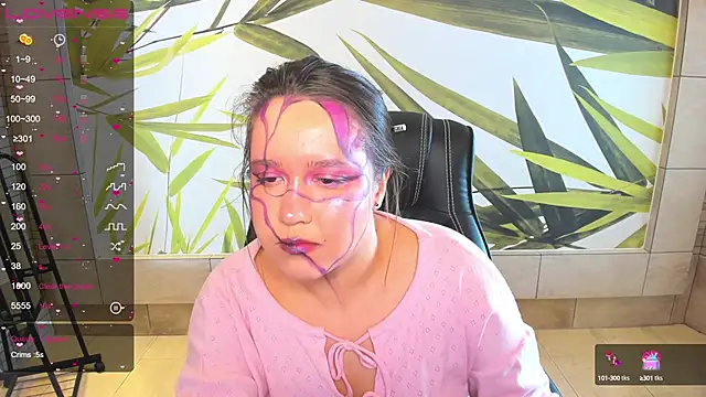 Snapshot of Mira_Karter chatting on 03-15-25, 08:58 Mira Karter online show from 03-15-25, 08:58