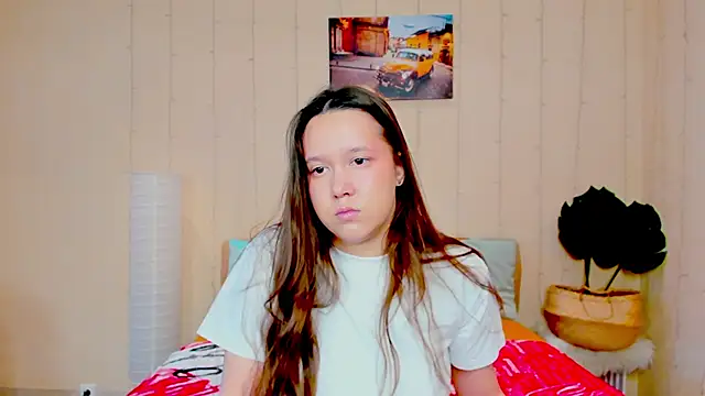 Snapshot of Mira_Karter chatting on 10-16-25, 04:46 Mira Karter online show from 10-16-25, 04:46