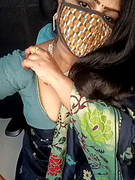 Snapshot of honey-sexy chatting on 12-03-24, 08:38 honey-sexy online show from 12-03-24, 08:38