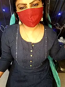 Snapshot of honey-sexy chatting on 01-04-25, 01:31 honey-sexy online show from 01-04-25, 01:31