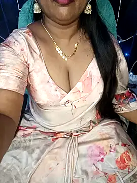 Snapshot of honey-sexy chatting on 01-09-25, 11:25 honey-sexy online show from 01-09-25, 11:25