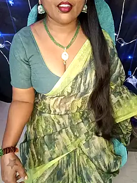 Snapshot of honey-sexy chatting on 01-11-25, 07:28 honey-sexy online show from 01-11-25, 07:28