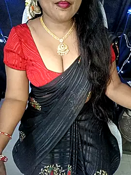 Snapshot of honey-sexy chatting on 02-05-25, 07:18 honey-sexy online show from 02-05-25, 07:18