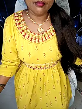 Snapshot of honey-sexy chatting on 02-08-25, 01:01 honey-sexy online show from 02-08-25, 01:01