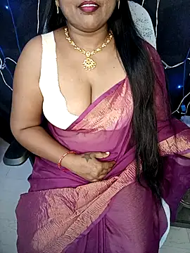 Snapshot of honey-sexy chatting on 02-16-25, 06:54 honey-sexy online show from 02-16-25, 06:54