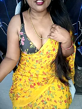 Snapshot of honey-sexy chatting on 02-17-25, 06:20 honey-sexy online show from 02-17-25, 06:20