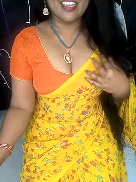 Snapshot of honey-sexy chatting on 02-25-25, 07:20 honey-sexy online show from 02-25-25, 07:20