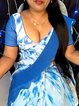 Snapshot of honey-sexy chatting on 03-03-25, 06:48 honey-sexy online show from 03-03-25, 06:48