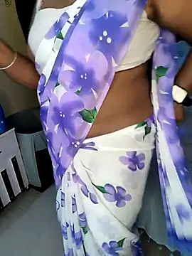 Snapshot of honey-sexy chatting on 03-07-25, 09:07 honey-sexy online show from 03-07-25, 09:07