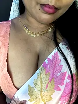 Snapshot of honey-sexy chatting on 03-11-25, 11:33 honey-sexy online show from 03-11-25, 11:33