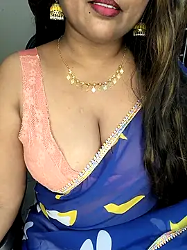 Snapshot of honey-sexy chatting on 10-30-25, 05:02 honey-sexy online show from 10-30-25, 05:02