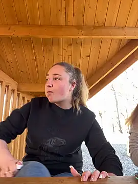 Joannakiss online show from 03-12-25, 01:08