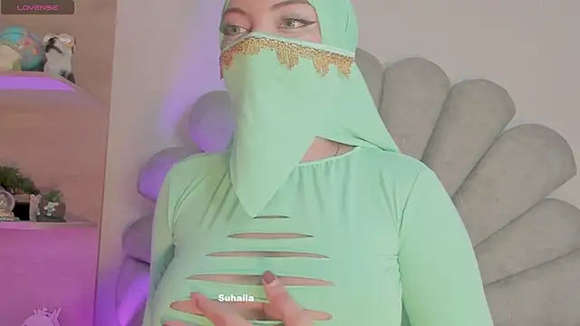 Snapshot of Amaltea chatting on 02-01-25, 05:05 Amaltea online show from 02-01-25, 05:05