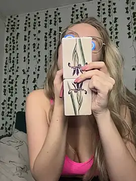 Kitty Katrine online show from 01-15-25, 03:39