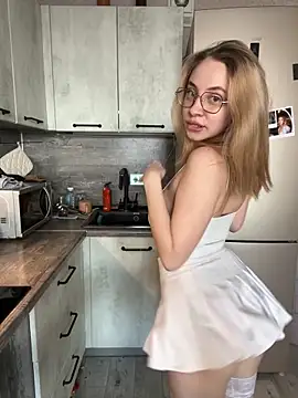 Snapshot of Kitty_Katrine chatting on 02-04-26, 11:16 Kitty Katrine online show from 02-04-26, 11:16