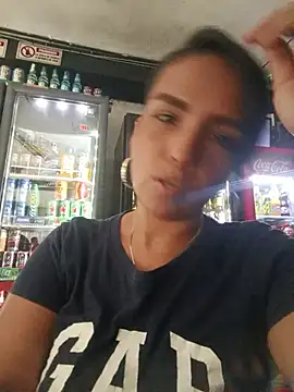 Snapshot of mariana_mauricio_hot chatting on 05-24-26, 10:15 mariana mauricio hot online show from 05-24-26, 10:15