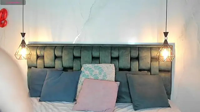 angelswets online show from 02-19-25, 01:39