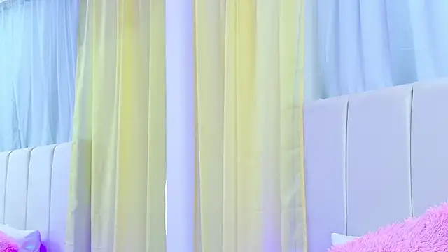 VanessaGlenn online show from 04-16-26, 05:36