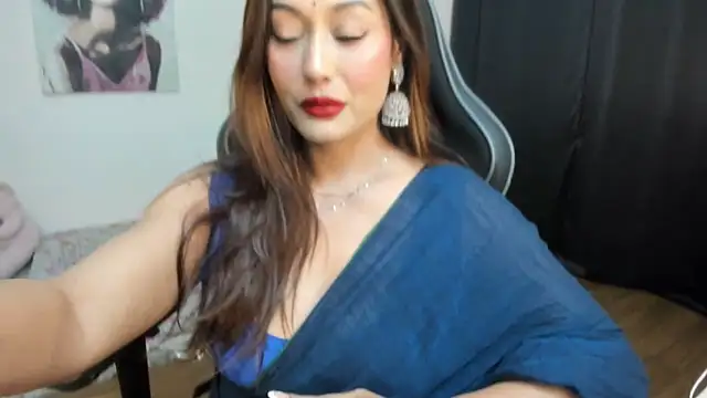 Snapshot of GoddessAnna chatting on 02-11-25, 04:35 GoddessAnna online show from 02-11-25, 04:35