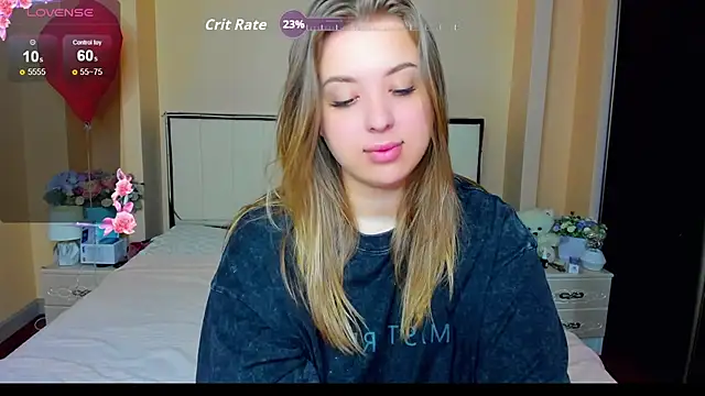 AlexissM online show from 09-19-25, 04:07