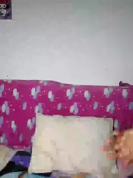 Snapshot of azulzulix chatting on 02-21-25, 12:27 azulzulix online show from 02-21-25, 12:27