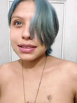 Snapshot of azulzulix chatting on 02-22-25, 12:38 azulzulix online show from 02-22-25, 12:38