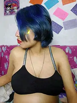 Snapshot of azulzulix chatting on 03-07-25, 03:08 azulzulix online show from 03-07-25, 03:08