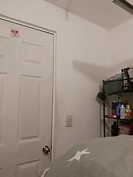 Snapshot of azulzulix chatting on 03-16-25, 05:58 azulzulix online show from 03-16-25, 05:58