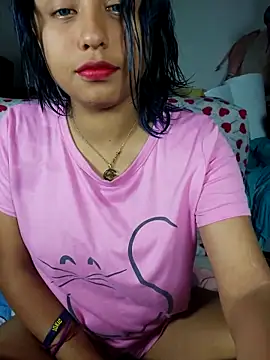 Snapshot of azulzulix chatting on 10-05-25, 01:04 azulzulix online show from 10-05-25, 01:04