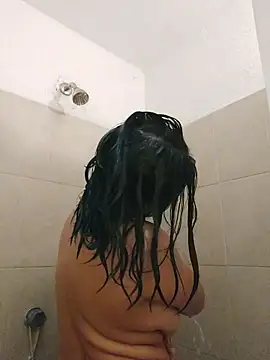 Snapshot of azulzulix chatting on 11-01-25, 11:29 azulzulix online show from 11-01-25, 11:29