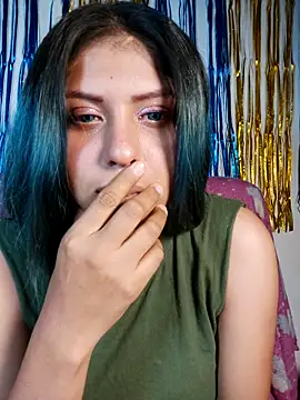 Snapshot of azulzulix chatting on 11-12-25, 01:28 azulzulix online show from 11-12-25, 01:28