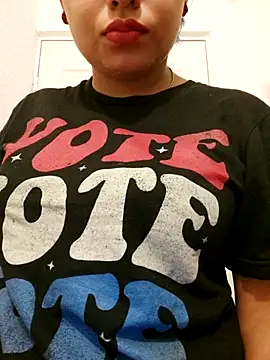 Snapshot of azulzulix chatting on 11-27-25, 01:07 azulzulix online show from 11-27-25, 01:07