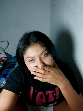 Snapshot of azulzulix chatting on 11-30-25, 03:21 azulzulix online show from 11-30-25, 03:21