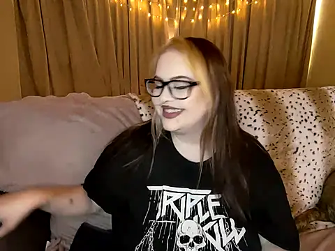 Snapshot of ChubbyBubs chatting on 02-15-25, 05:30 ChubbyBubs online show from 02-15-25, 05:30