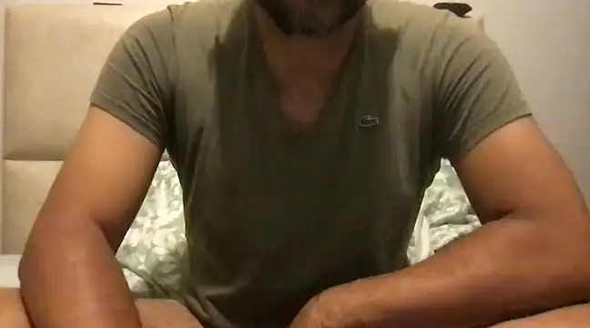 Snapshot of pe_netrad0r chatting on 01-20-25, 03:48 pe netrad0r online show from 01-20-25, 03:48