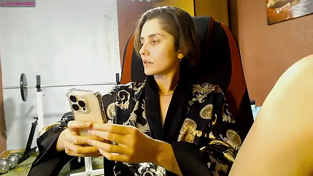 womanstrong78 online show from 01-05-25, 06:24