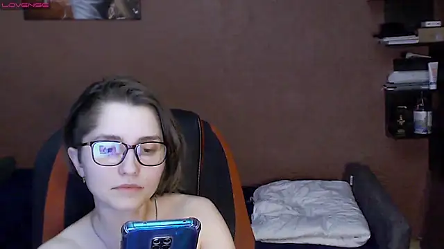 womanstrong78 online show from 03-02-25, 06:51