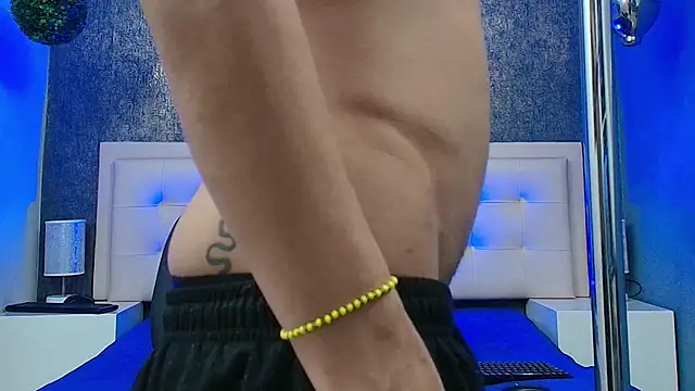 Erick Zhimerman online show from 04-25-26, 01:41