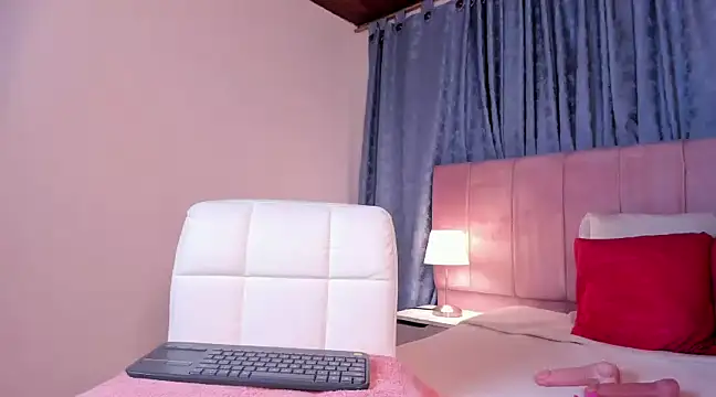 x milu online show from 02-14-25, 06:08