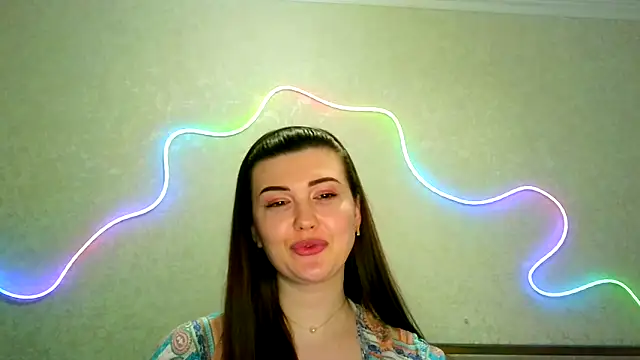 Snapshot of SeductiveTati chatting on 03-25-26, 10:38 SeductiveTati online show from 03-25-26, 10:38