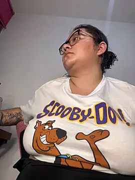 Snapshot of CinnamonCookiez chatting on 11-20-25, 03:50 CinnamonCookiez online show from 11-20-25, 03:50