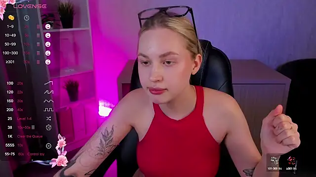 Carol  Cox online show from 02-19-25, 02:01