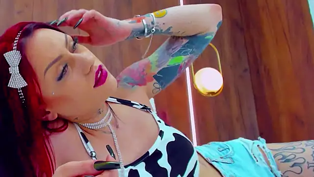 Snapshot of AmyRider chatting on 03-16-25, 12:01 AmyRider online show from 03-16-25, 12:01