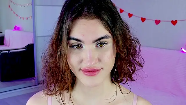 Snapshot of FridaCure chatting on 03-13-25, 08:37 FridaCure online show from 03-13-25, 08:37