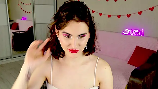 Snapshot of FridaCure chatting on 03-16-25, 07:17 FridaCure online show from 03-16-25, 07:17