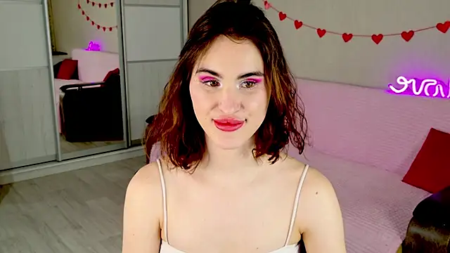 Snapshot of FridaCure chatting on 03-16-25, 10:20 FridaCure online show from 03-16-25, 10:20