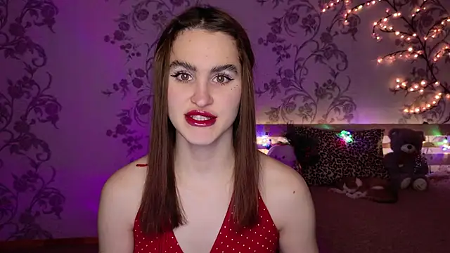 Snapshot of FridaCure chatting on 12-04-25, 06:16 FridaCure online show from 12-04-25, 06:16