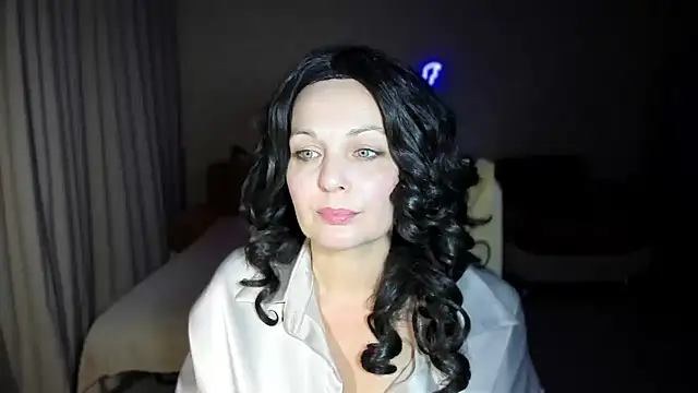 WitchBlueRose online show from 10-17-25, 02:30