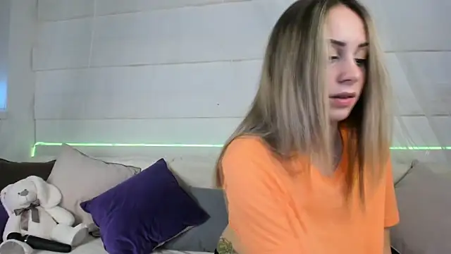 Snapshot of stricred chatting on 10-09-25, 07:23 stricred online show from 10-09-25, 07:23