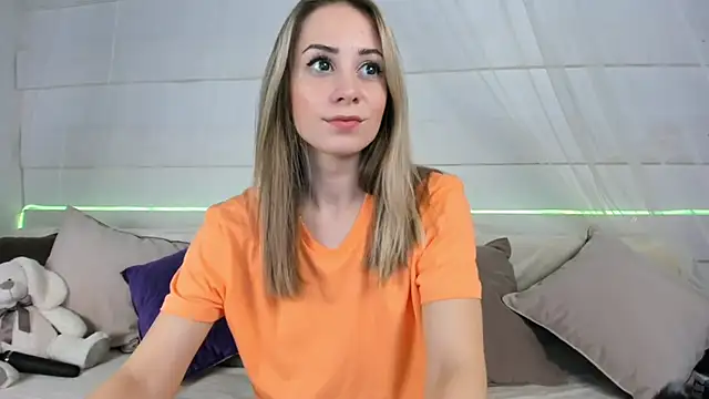 Snapshot of stricred chatting on 10-20-25, 08:42 stricred online show from 10-20-25, 08:42